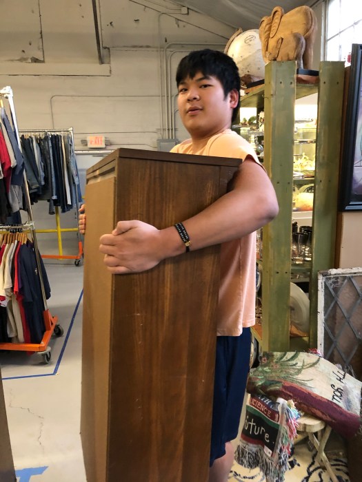 D097EE38-5AA1-447E-A3D7-AAFF5733DAC2