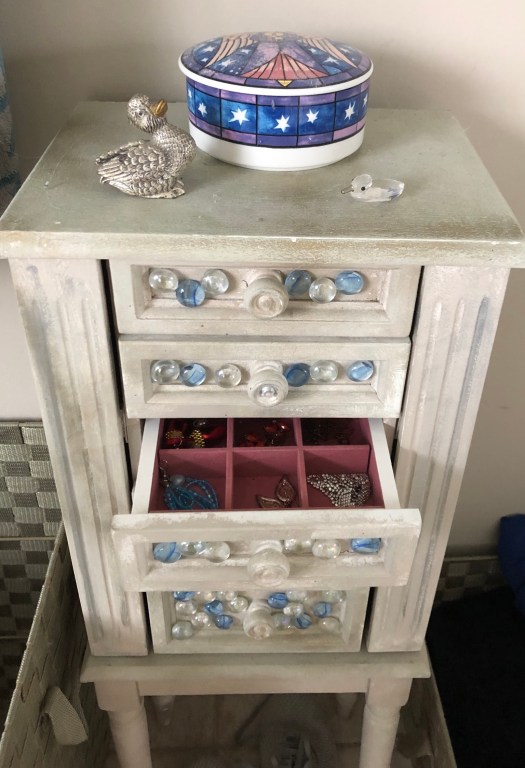 B2B2235D-47B5-4D96-9B9C-B8807AF27D08