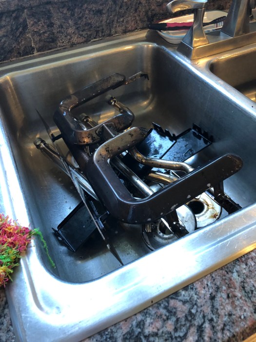 224133D8-25E2-4903-8A3C-4A8142973086