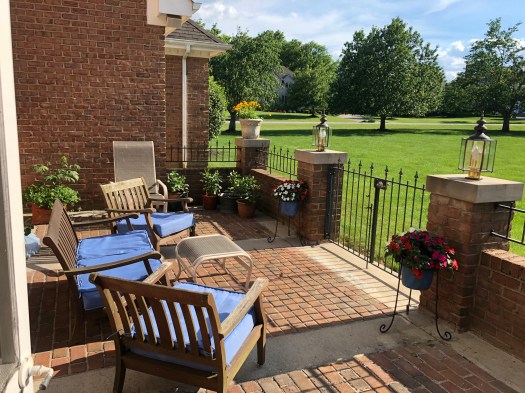 E4EA747F-4857-4C2A-8D4F-3D397E05BF0A