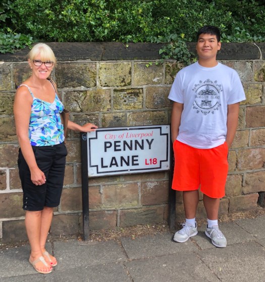 360F63AA-6231-4B06-8A69-3E6797C9383F